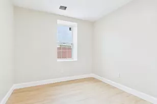 858 Kempton St, New Bedford, MA 02740 - Photo 8