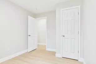 858 Kempton St, New Bedford, MA 02740 - Photo 12