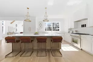 40 Foxcroft Rd, Winchester, MA 01890 - Photo 8