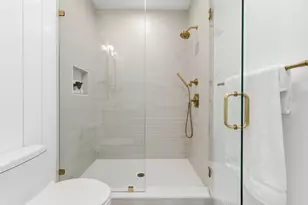 40 Foxcroft Rd, Winchester, MA 01890 - Photo 16