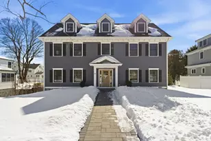 40 Foxcroft Rd, Winchester, MA 01890 - Photo 1