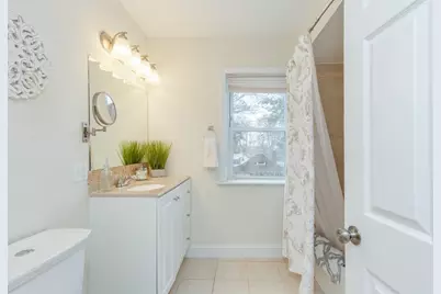 33 Marshland Street, Haverhill, MA 01830 - Photo 22