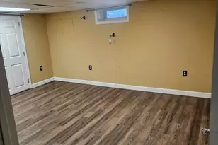 935 Methuen St, Dracut, MA 01826 - Photo 12