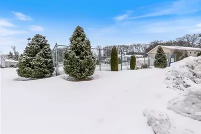 945 Riverside Dr #3B, Methuen, MA 01844 - Photo 26