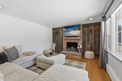 27 River Dr, Hadley, MA 01035 - Photo 12