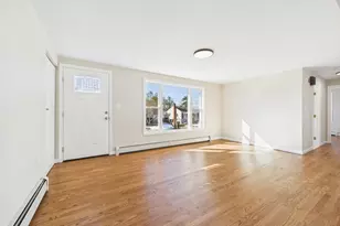 37 Maxine St, New Bedford, MA 02745 - Photo 4