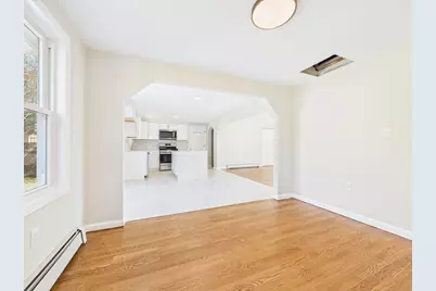 37 Maxine St, New Bedford, MA 02745 - Photo 10