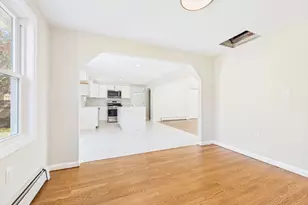 37 Maxine St, New Bedford, MA 02745 - Photo 10