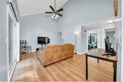 124 Tennis Plaza Rd #40, Dracut, MA 01826 - Photo 12