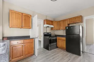 85 Bank St, North Attleboro, MA 02760 - Photo 12