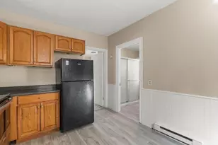 85 Bank St, North Attleboro, MA 02760 - Photo 14