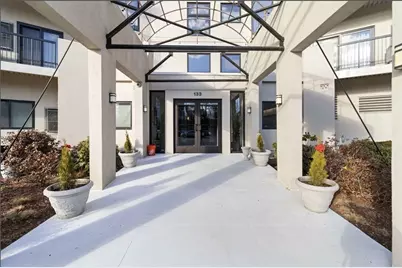 133 Commander Shea Blvd #219, Quincy, MA 02171 - Photo 2