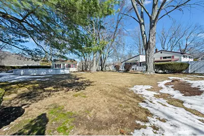 16 Manor Ave, Burlington, MA 01803 - Photo 8