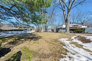 16 Manor Ave, Burlington, MA 01803 - Photo 8