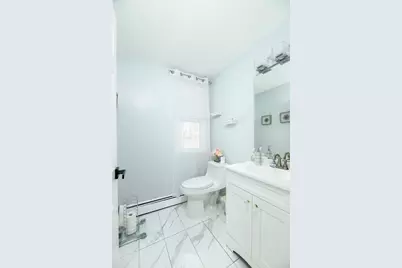 16 Vincent Cir, Worcester, MA 01604 - Photo 12