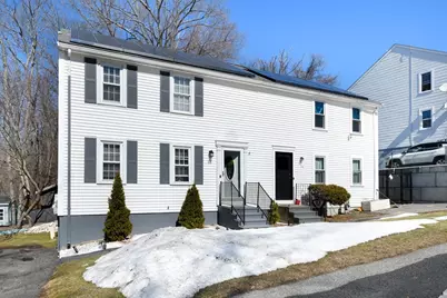 16 Vincent Cir, Worcester, MA 01604 - Photo 2