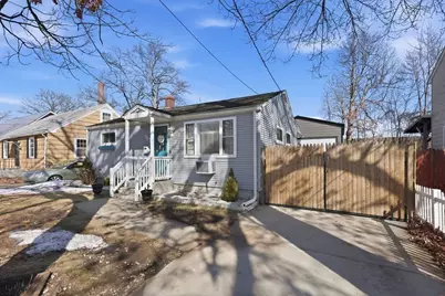 191 Monrovia St, Springfield, MA 01104 - Photo 1