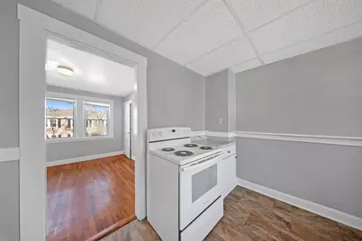 25 Fifth Ave #4, Quincy, MA 02169 - Photo 6