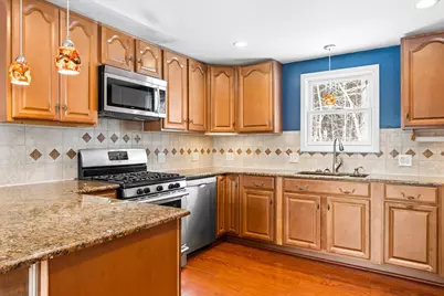 30 Cottage St, Orange, MA 01364 - Photo 4