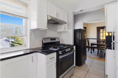 22 E Emerson St, Melrose, MA 02176 - Photo 14