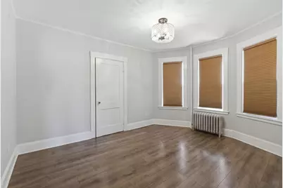 22 E Emerson St, Melrose, MA 02176 - Photo 10