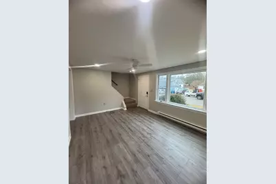 18 Armory St #1, Southbridge, MA 01550 - Photo 10