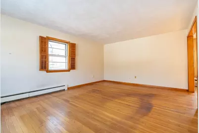 13 Dawes Street, Blackstone, MA 01504 - Photo 6