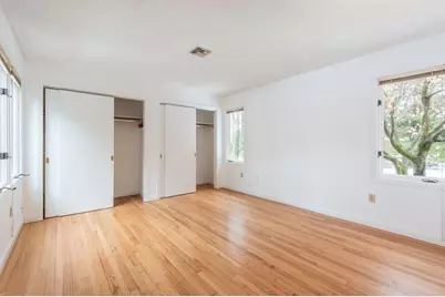 1114 S East St, Amherst, MA 01002 - Photo 20