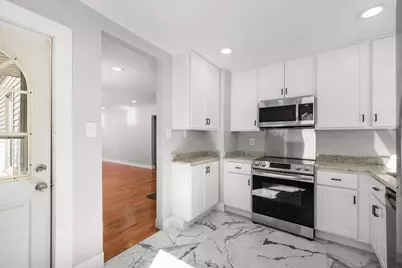 61 Lawrence St, Bellingham, MA 02019 - Photo 2