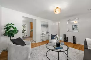 53 Regal St, Holliston, MA 01746 - Photo 4