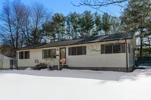 53 Regal St, Holliston, MA 01746 - Photo 2