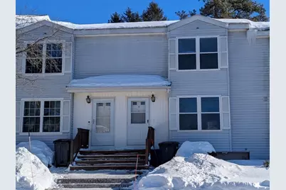 107 Franklin St Ext #4, Derry, NH 03038 - Photo 2