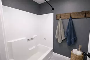 107 Franklin St Ext, Derry, NH 03038 - Photo 24