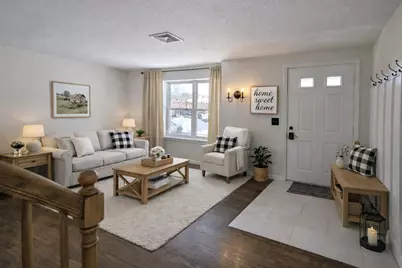 107 Franklin St Ext #4, Derry, NH 03038 - Photo 4