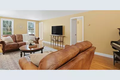 29 Kay Street, Westborough, MA 01581 - Photo 8