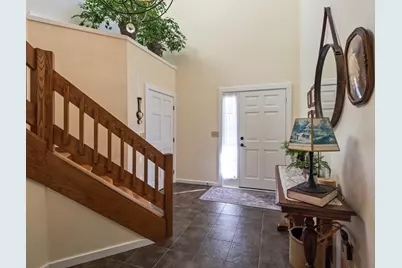 70-5 S Quinsigamond Ave #5, Shrewsbury, MA 01545 - Photo 2