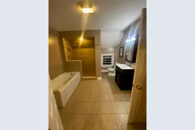 211 Buffinton St #3, Fall River, MA 02721 - Photo 1