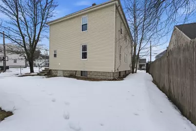 34 Savoy Ave, Springfield, MA 01104 - Photo 32