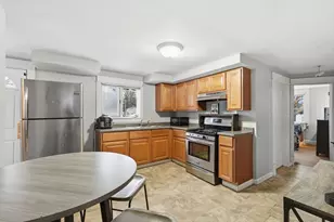 34 Savoy Ave, Springfield, MA 01104 - Photo 4