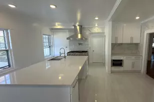 194 Sumner Ave, Springfield, MA 01108 - Photo 2