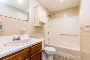 300 Falmouth Rd, Mashpee, MA 02649 - Photo 14