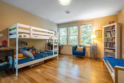 16 Walker St #16, Medford, MA 02155 - Photo 14