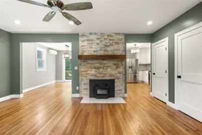 27 Edgewood Avenue, Longmeadow, MA 01106 - Photo 2