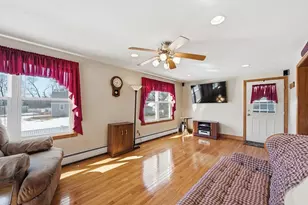 37 St Paul St, Lowell, MA 01851 - Photo 10