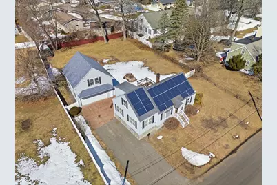 37 Saint Paul St, Lowell, MA 01851 - Photo 2