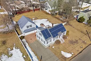 37 St Paul St, Lowell, MA 01851 - Photo 2