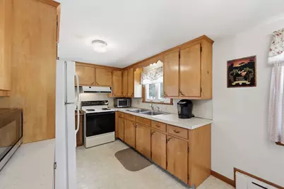 4452 High St, Palmer, MA 01069 - Photo 8