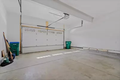 6 Chickadee Way #23, Upton, MA 01568 - Photo 32