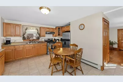 155 Thorndike St, Arlington, MA 02474 - Photo 6