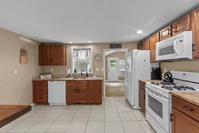 45 West St, Middleborough, MA 02346 - Photo 12